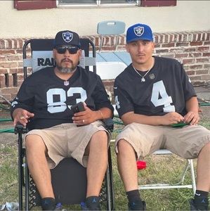 Meet your Posher, Anthony